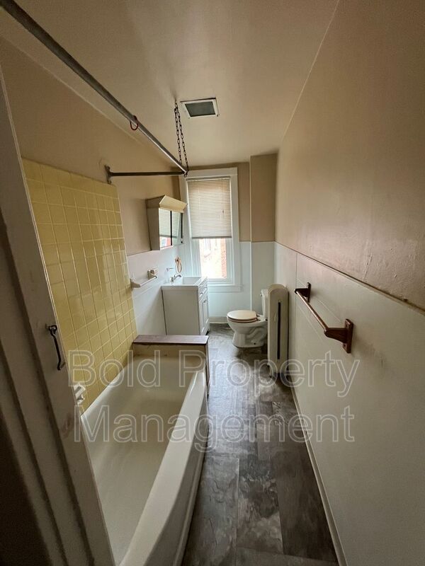 Foto del edificio - 131 N 5th St
