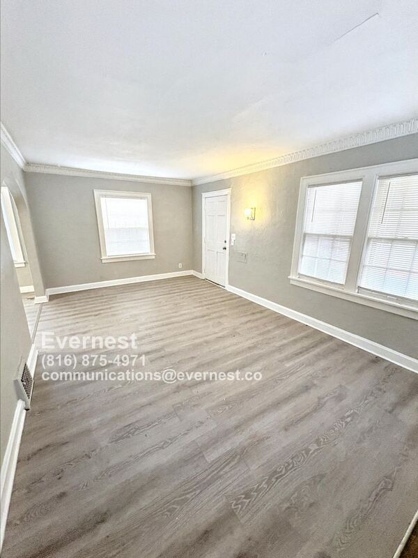 Foto del edificio - 5340 Olive St