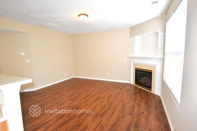 Foto del edificio - 3000 Moonstone Ln