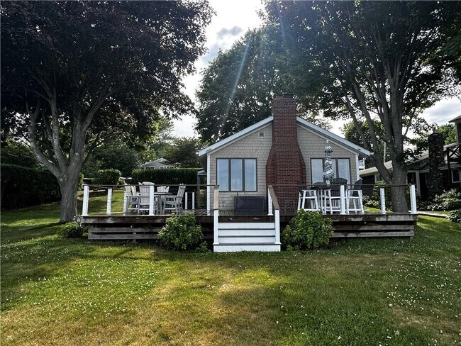 Foto del edificio - 25 Bayside Ave