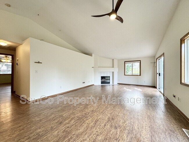 Foto del edificio - 1935 SE 75th Ct