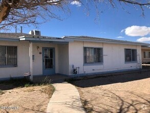 Building Photo - 149 Pendale Rd