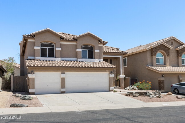Building Photo - 1018 E Silverwood Dr