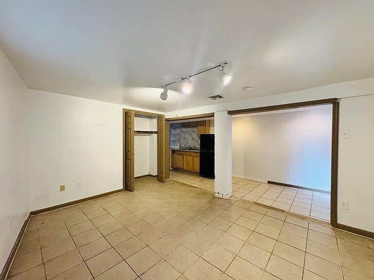 Foto del edificio - 33 Arlington Ave