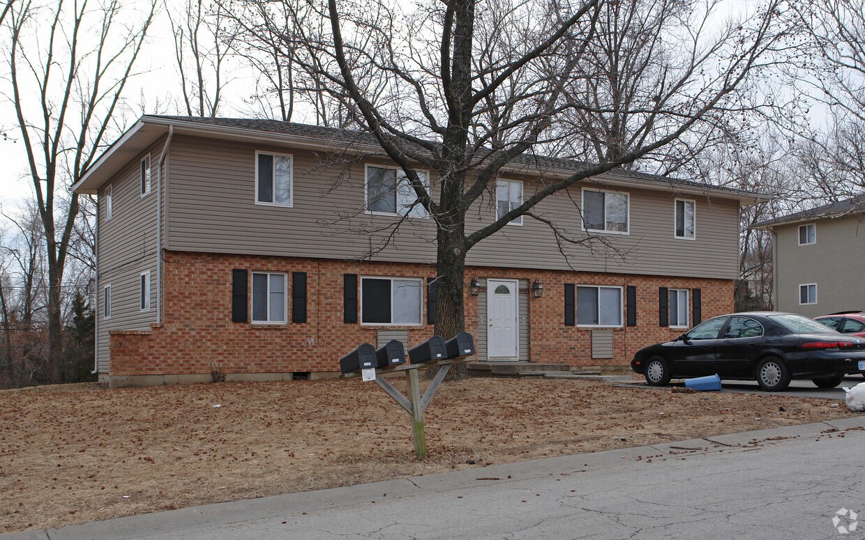 Building Photo - 5515 Everett Ave