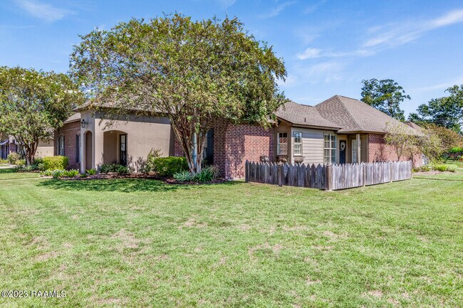 Foto del edificio - 341 Mill Pond Dr