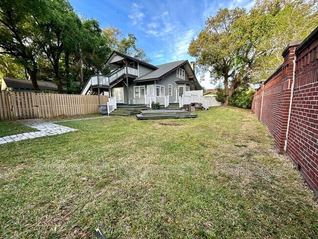 Foto del edificio - 5309 N Seminole Ave