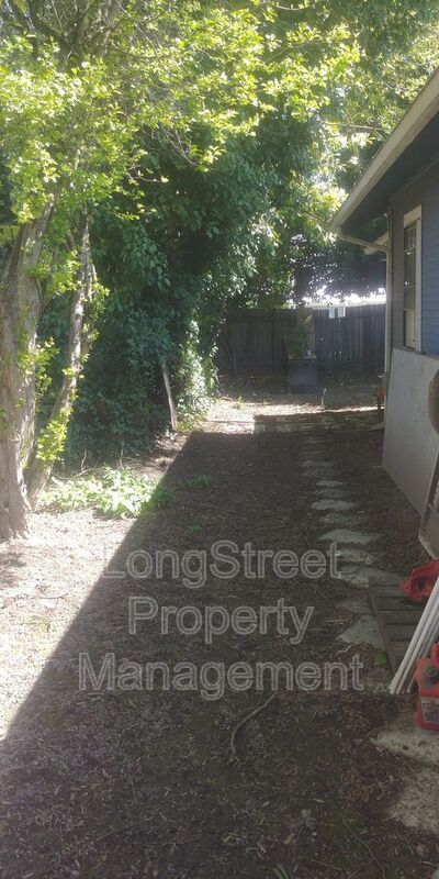 Foto del edificio - 419 NW Kings Blvd