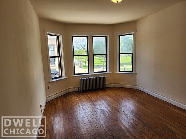Building Photo - 1500 N Kedzie Ave