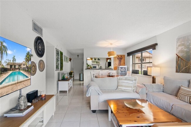 Building Photo - 11209 SW 88th St