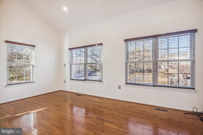Foto del edificio - 9001 Lake Largo Dr
