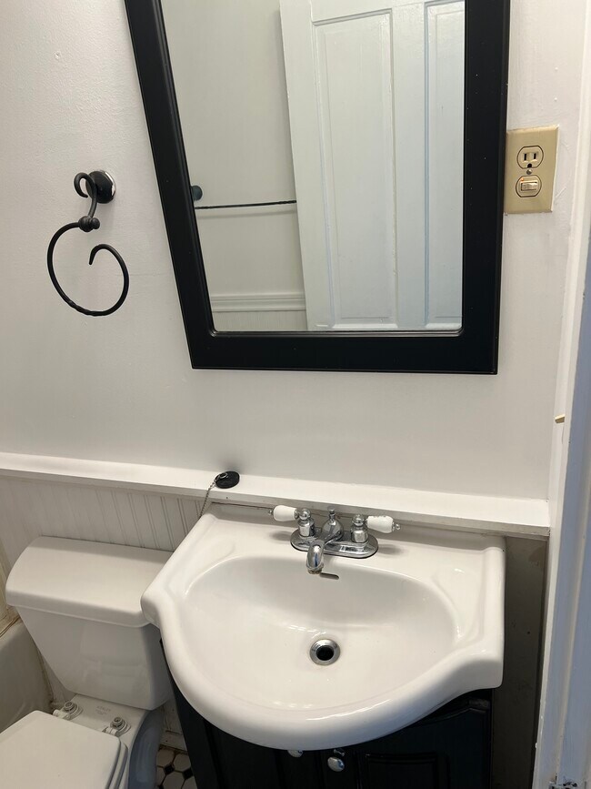 73 W Columbus St, Pickerington, OH 43147 Townhome Rentals in