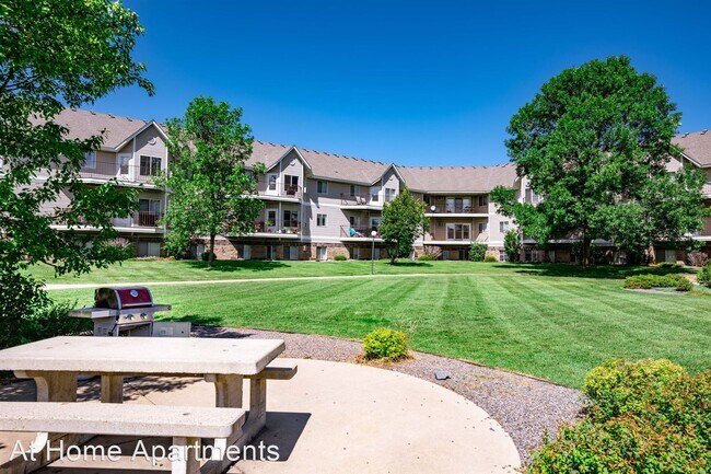 Building Photo - 1 br, 1 bath Apartment - Park Place Estate...