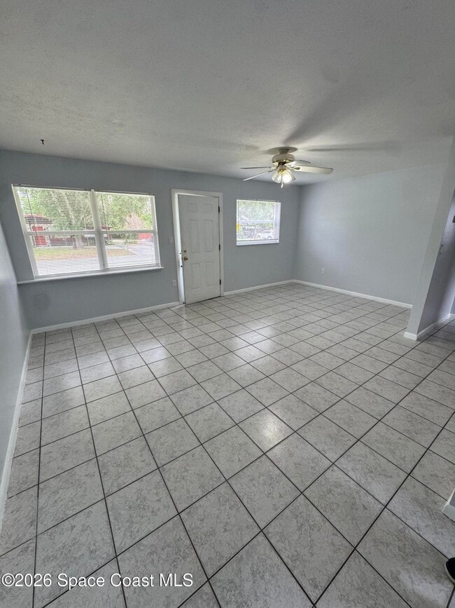 Building Photo - 4480 Gray Ave