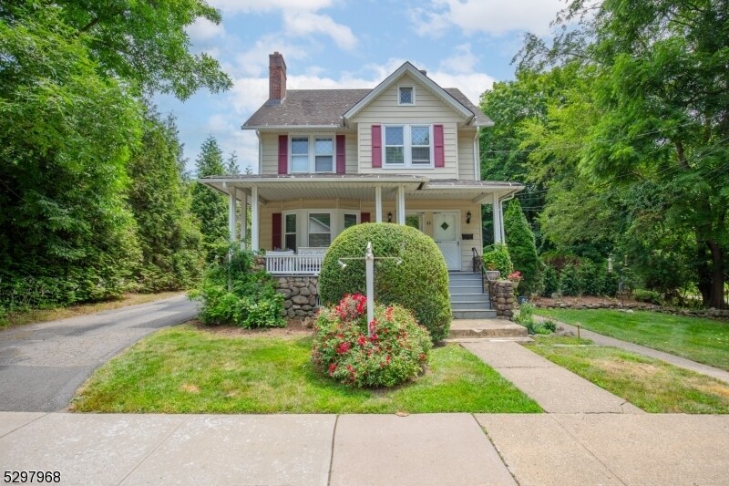 Primary Photo - 60 Arch St