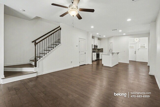 Building Photo - 897 Ambient Way