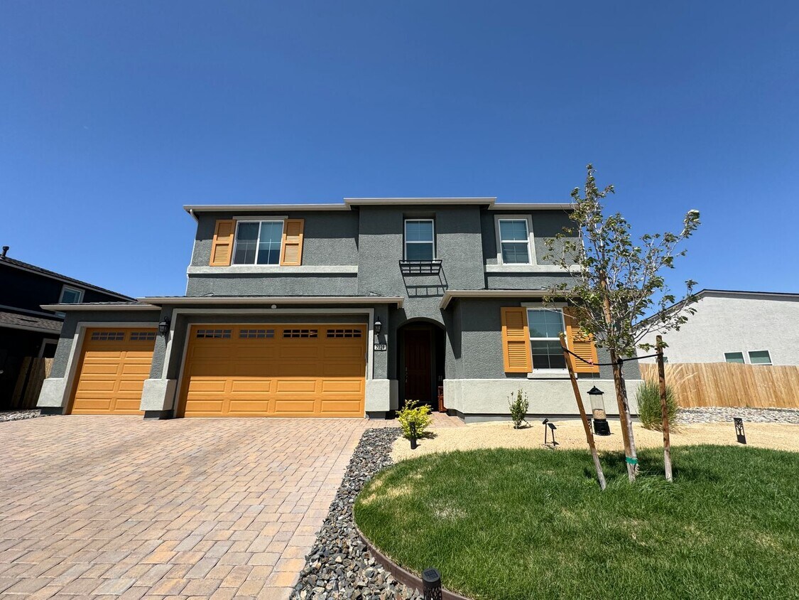 Primary Photo - 5 bed / 4 bath New Build - Coming Soon!