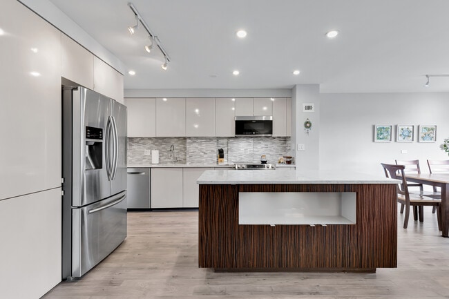 Building Photo - 4600 Connecticut Ave NW