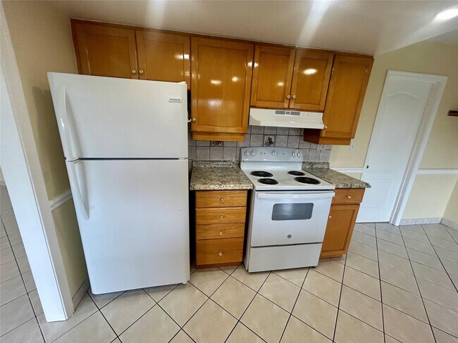 Foto del edificio - 6730 NW 9th St