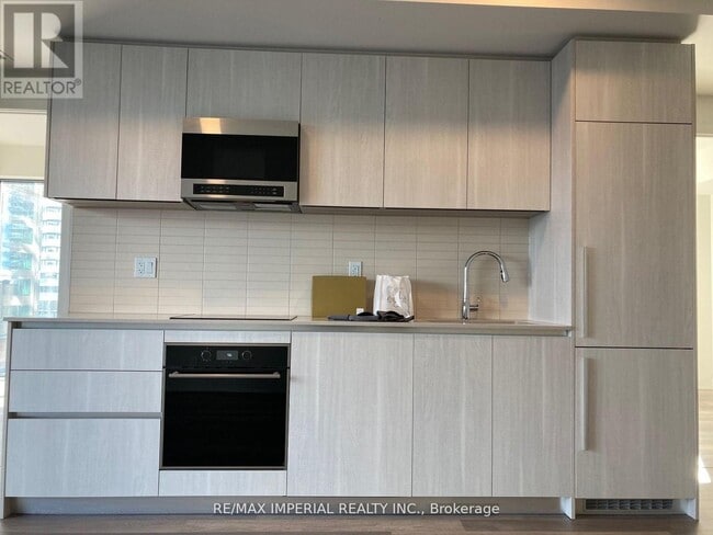 Photo du bâtiment - 8 Cumberland St