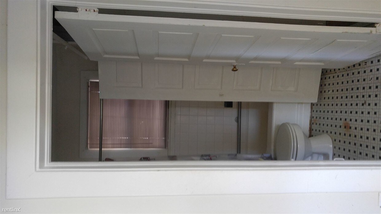 Foto del edificio - 1 br, 1 bath Apartment - 904 Carolina Ave