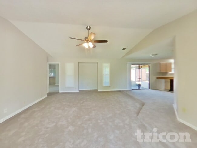 Building Photo - 7548 Allspice Cir S