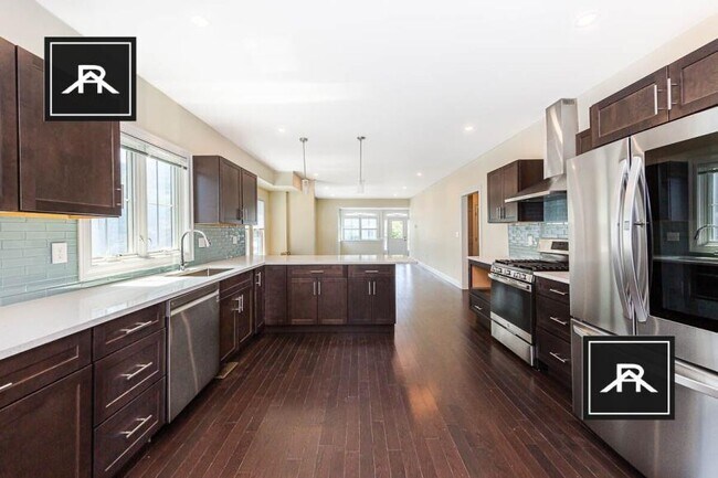 Foto del edificio - 6 bedroom in Medford MA 02155