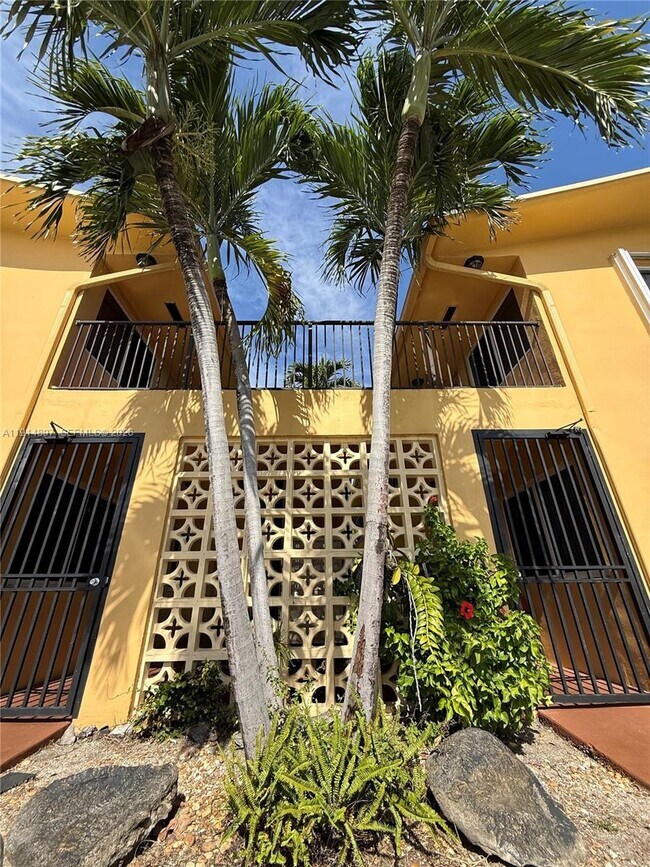 Foto del edificio - 1733 Mayo St