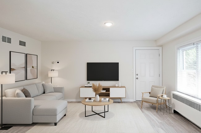 Building Photo - Student & Dog-Friendly Apartment Near UVA & Downtown