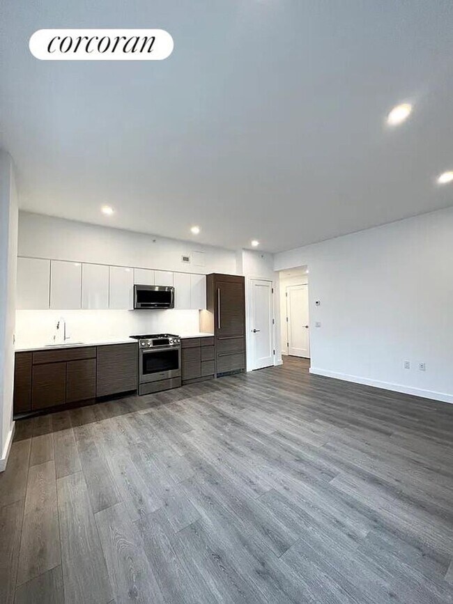 Foto del edificio - 124 Columbia Heights