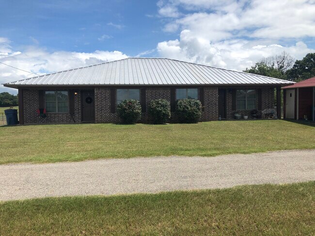 Building Photo - 10090 FM 2138