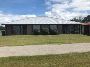 Building Photo - 10090 FM 2138