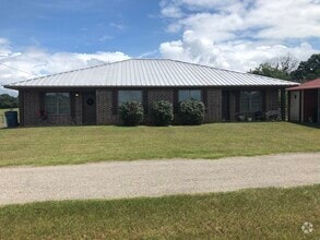 Building Photo - 10090 FM 2138