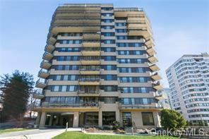 Building Photo - 25 Rockledge Ave