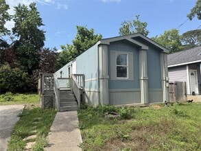 Building Photo - 16926 W Hammon