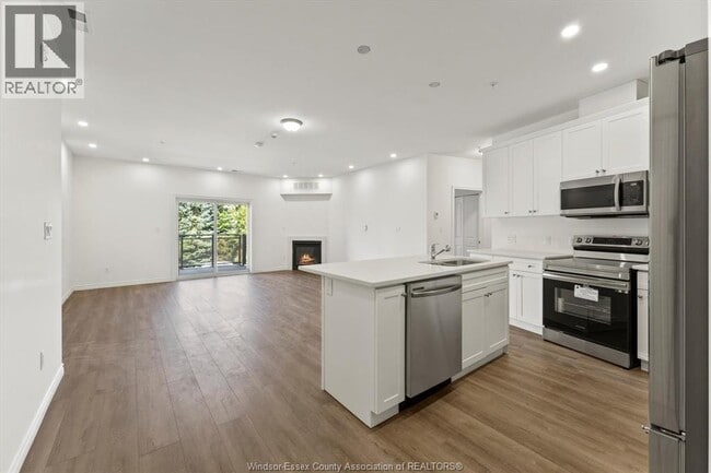 Photo du bâtiment - 1888 Westview Park Blvd