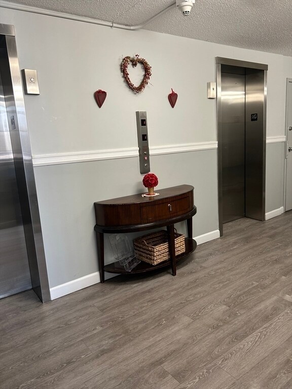 Building Photo - 51 Melrose St