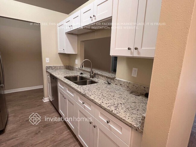 Building Photo - 4622 Bridgeton Ln