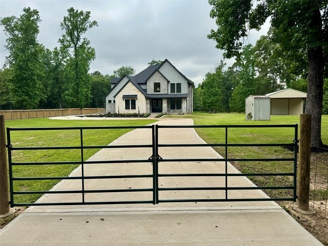 Building Photo - 40915 Friartuck Dr