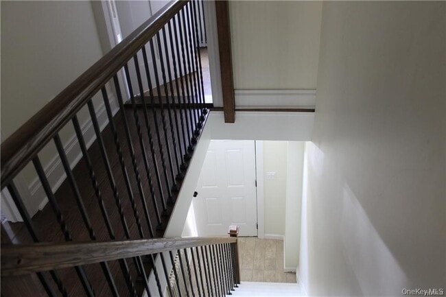 Building Photo - 190 Main St