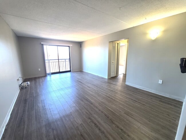 Building Photo - 7 Ocean View Dr