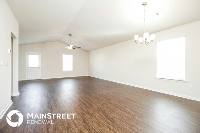 Building Photo - 2524 Queen Bee Dr