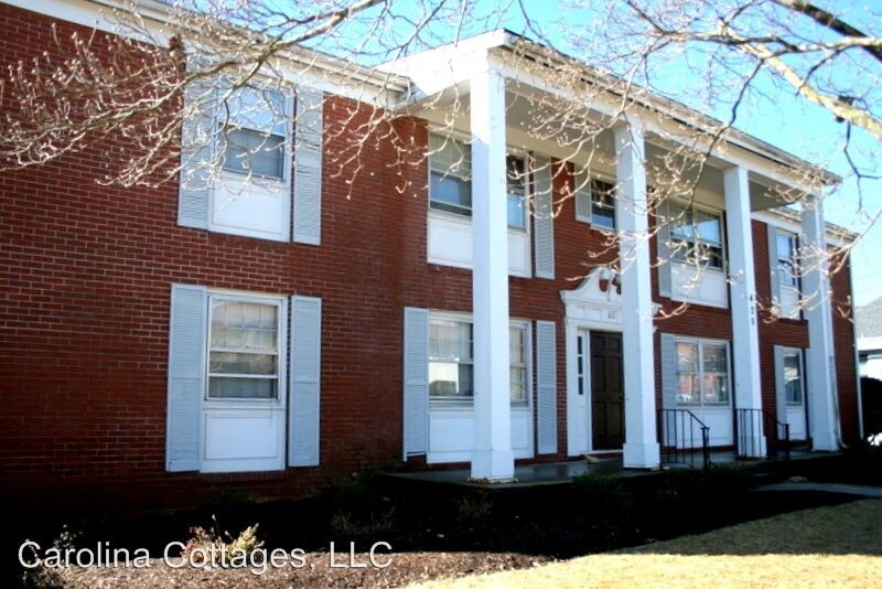 420 6th Ave W, Hendersonville, NC 28739 House Rental in