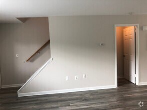 Building Photo - 21 Mountain View Terrace