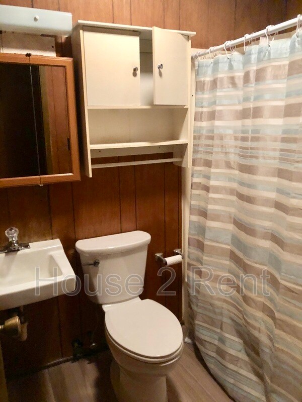 1005 Shawnee Trail Unit 5, Carterville, IL 62918 Condo for Rent in Carterville, IL