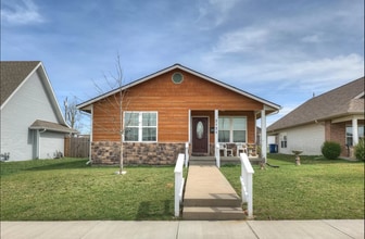 2121 Virginia Ave