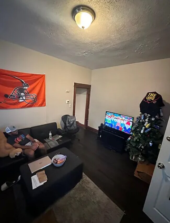 Foto del edificio - 2345 Victor St