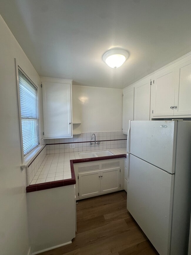 Photo - 4536 N Lakewood Blvd Apartment