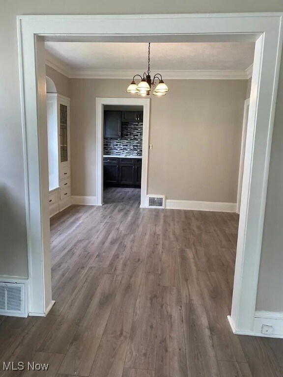 Foto del edificio - 2215 Chesterland Ave