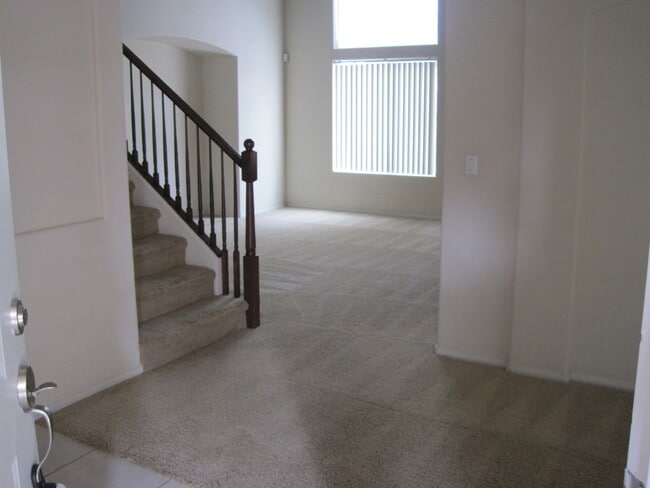 Foto del edificio - 9241 Harbor Stream Ave